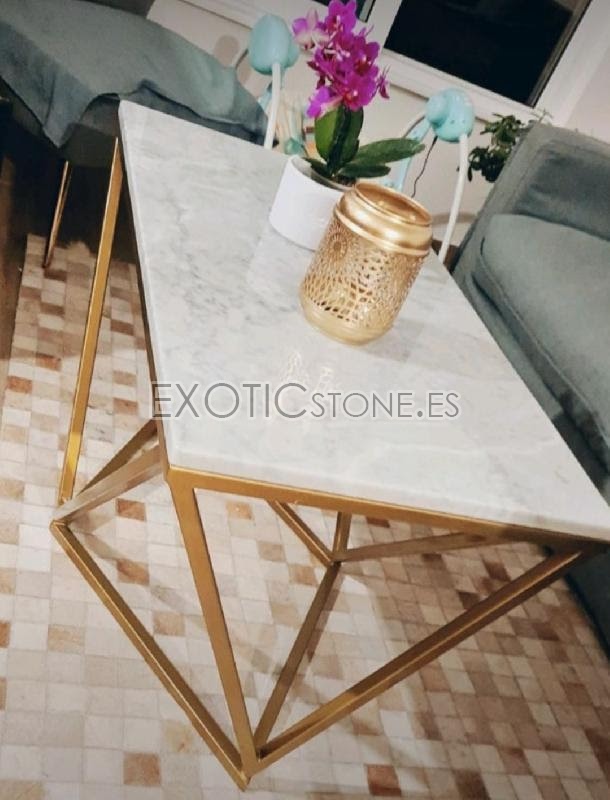 Mesa Rectangular de Mármol Blanco con Patas en Dorado