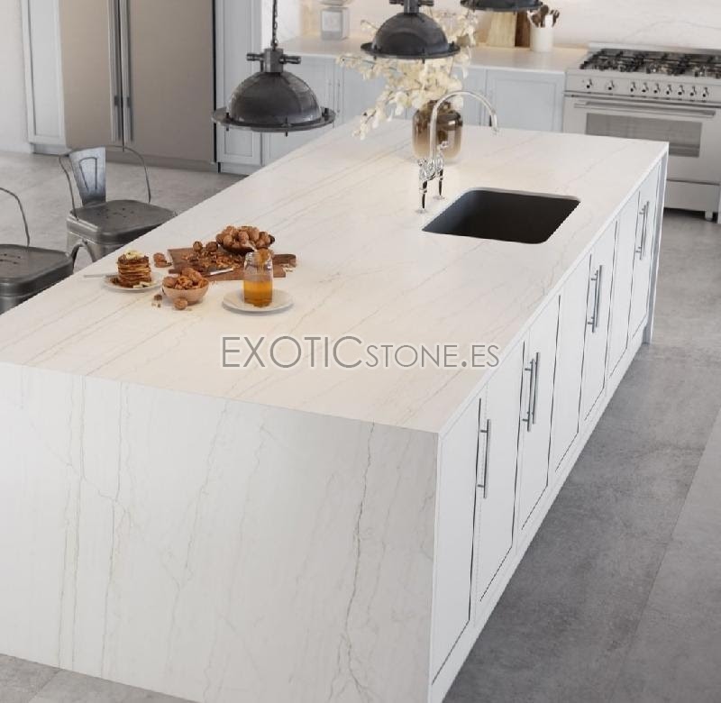 Impresionante Isla de Cocina Realizada por Exotic Stone en Valencia